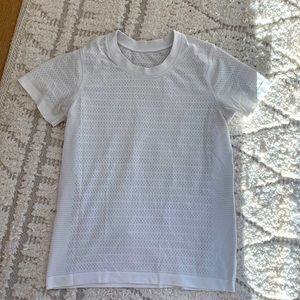 Lululemon white tee